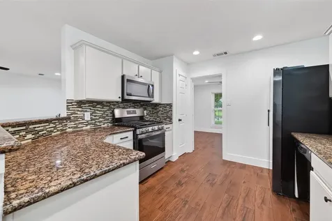 2018 Village Court Lane Rosenberg TX 77471