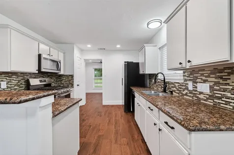 2018 Village Court Lane Rosenberg TX 77471