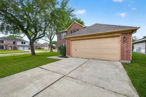 2018 Village Court Lane Rosenberg TX 77471