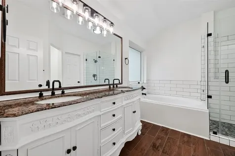 2018 Village Court Lane Rosenberg TX 77471