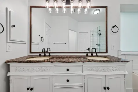 2018 Village Court Lane Rosenberg TX 77471