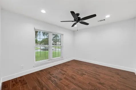 2018 Village Court Lane Rosenberg TX 77471