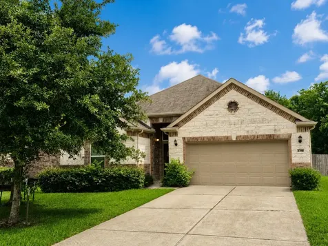 3318 Regal Park Lane Pearland TX 77584