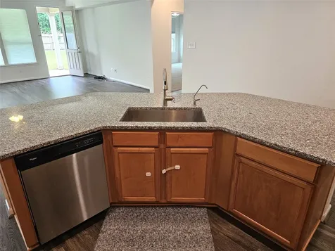 3318 Regal Park Lane Pearland TX 77584