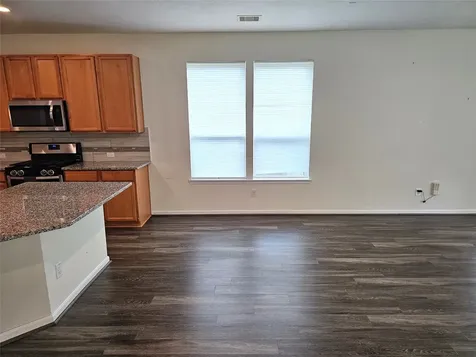 3318 Regal Park Lane Pearland TX 77584