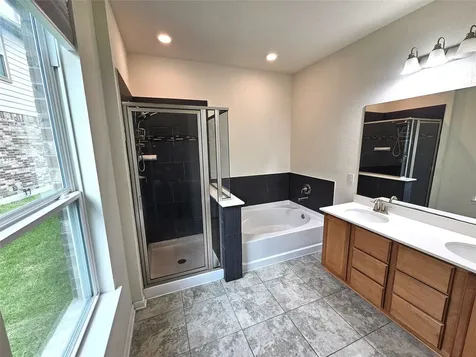 3318 Regal Park Lane Pearland TX 77584