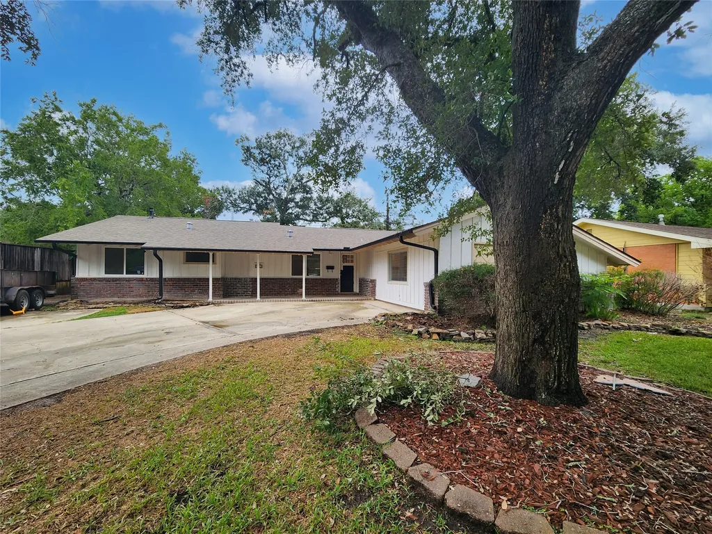 5603 Arboles Drive Houston TX 77035