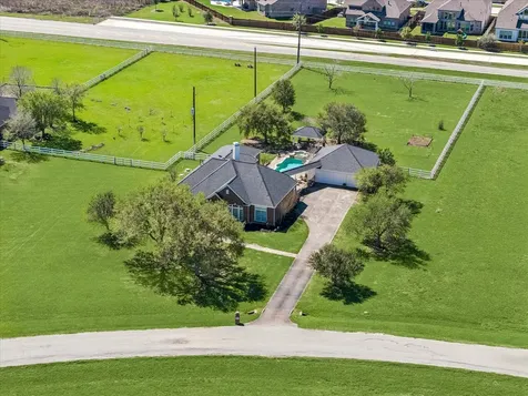 6042 Blackberry Cove Lane Richmond TX 77469