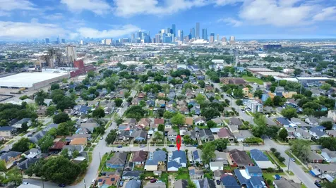111 Jenkins Street Houston TX 77003