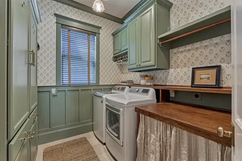 7 Bowers Pine Court Spring TX 77389