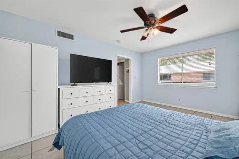 6470 Bayou Glen Road 6470 Houston TX 77057