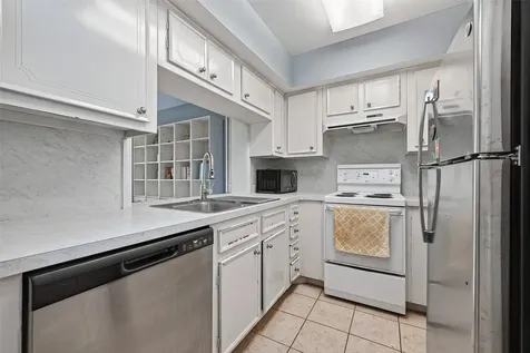 6470 Bayou Glen Road 6470 Houston TX 77057