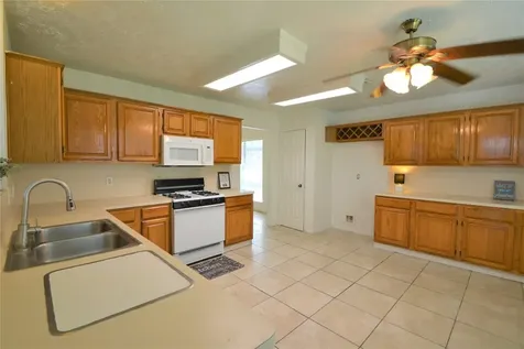 12410 Meadow Briar Drive Stafford TX 77477