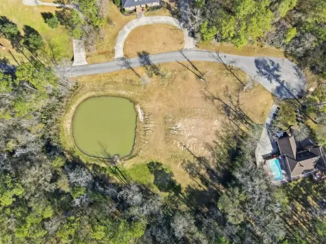 1301 Lakeview Drive Sour Lake TX 77659