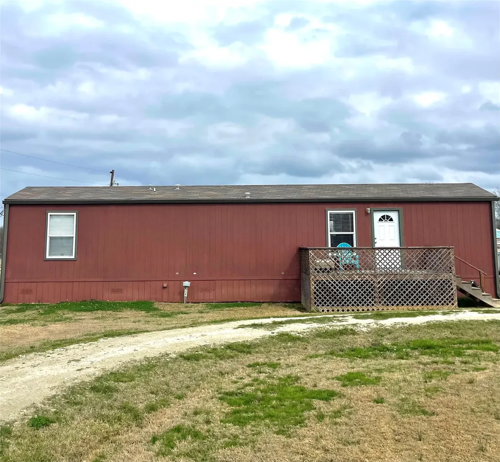 702 County Road 1500 Crockett TX 75835