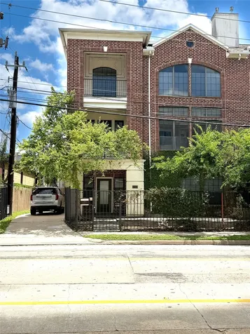 1213 Dunlavy Street Houston TX 77019