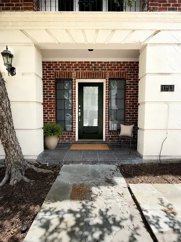 1213 Dunlavy Street Houston TX 77019
