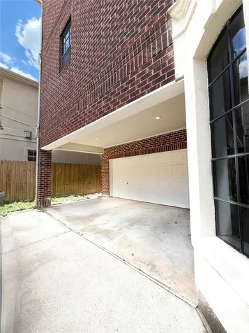 1213 Dunlavy Street Houston TX 77019
