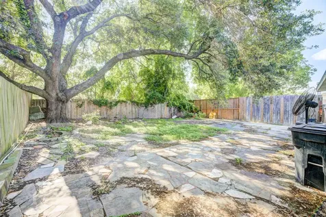 3834 Westheimer Place Drive Houston TX 77082