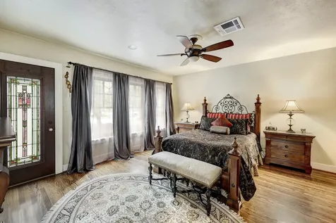 2330 Glen Haven Boulevard Houston TX 77030