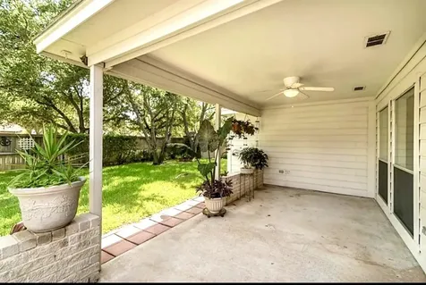 3603 Paigewood Drive Pearland TX 77584