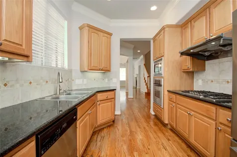 3207 Holly Crossing Drive Houston TX 77042