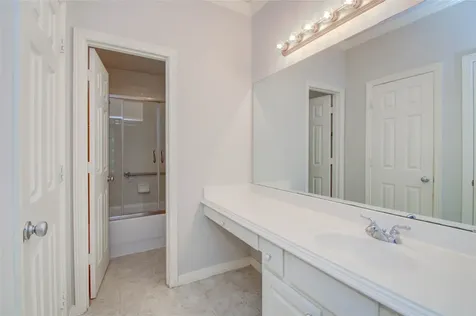 3207 Holly Crossing Drive Houston TX 77042
