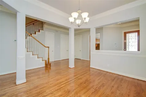 3207 Holly Crossing Drive Houston TX 77042