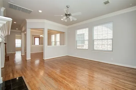 3207 Holly Crossing Drive Houston TX 77042