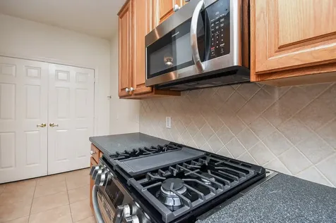 13646 Garden Grove Houston TX 77082