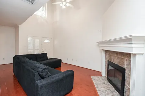 13646 Garden Grove Houston TX 77082