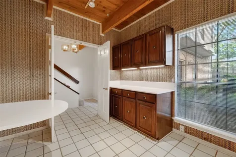 5338 Brownway Street B19 Houston TX 77056
