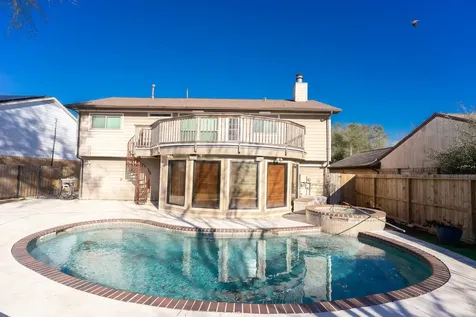 6510 Trimstone Drive Pasadena TX 77505