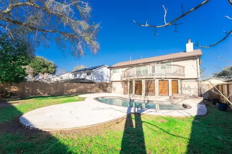6510 Trimstone Drive Pasadena TX 77505
