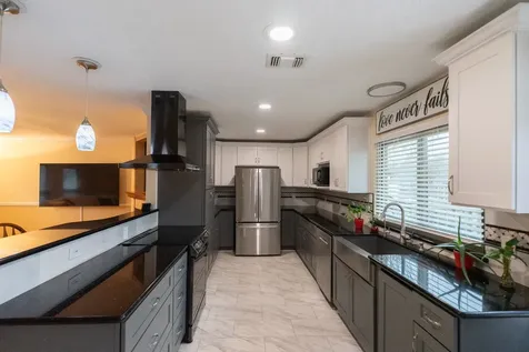 6510 Trimstone Drive Pasadena TX 77505