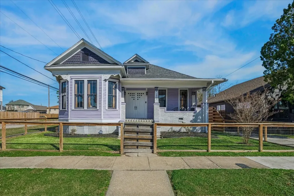 1920 Fulton Street Houston TX 77009