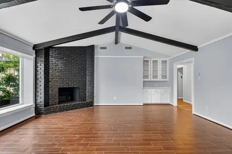 5923 Rutherglenn Drive Houston TX 77096