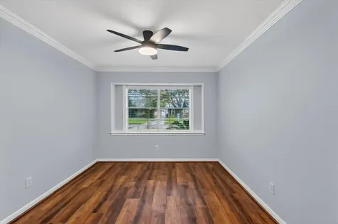5923 Rutherglenn Drive Houston TX 77096