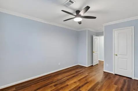 5923 Rutherglenn Drive Houston TX 77096