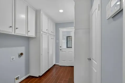 5923 Rutherglenn Drive Houston TX 77096