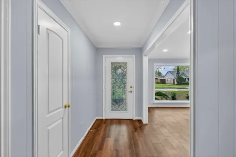 5923 Rutherglenn Drive Houston TX 77096
