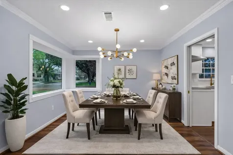 5923 Rutherglenn Drive Houston TX 77096