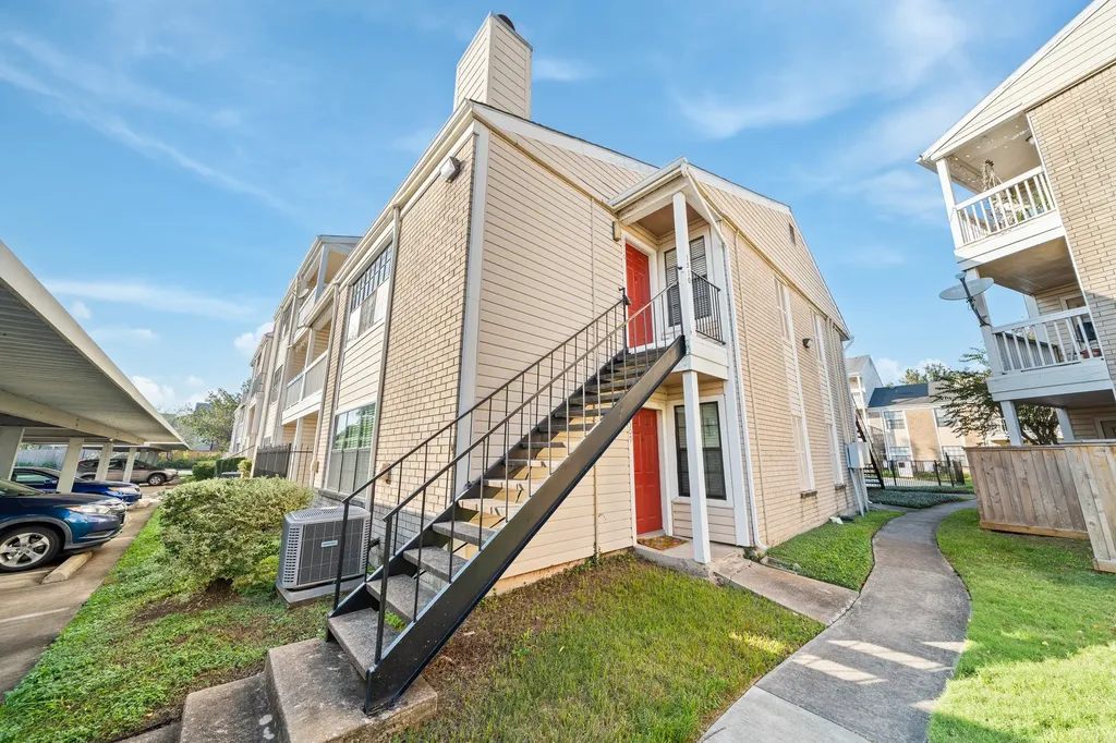 2750 Holly Hall Street 1510 Houston TX 77054