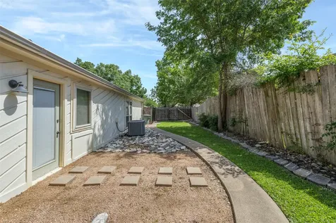 8706 Greenleaf Drive College Station TX 77845