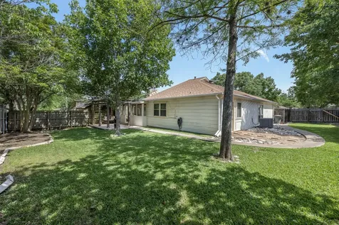 8706 Greenleaf Drive College Station TX 77845
