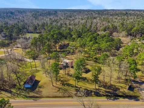 41 S Holly Glen Drive Point Blank TX 77364