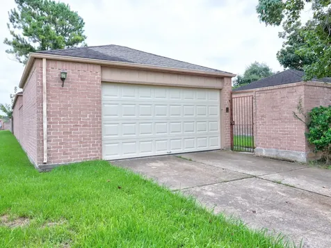 9203 Danforth Way Houston TX 77083