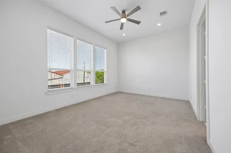 4621 Maxie Street Houston TX 77007