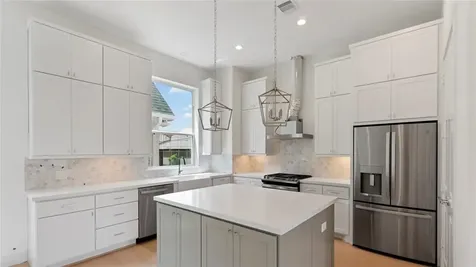 4621 Maxie Street Houston TX 77007