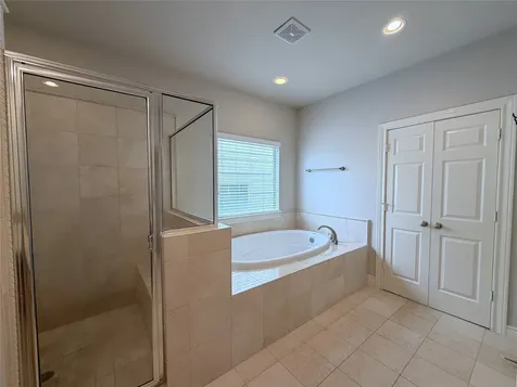 2612 Edgefield Lakes Drive Houston TX 77054